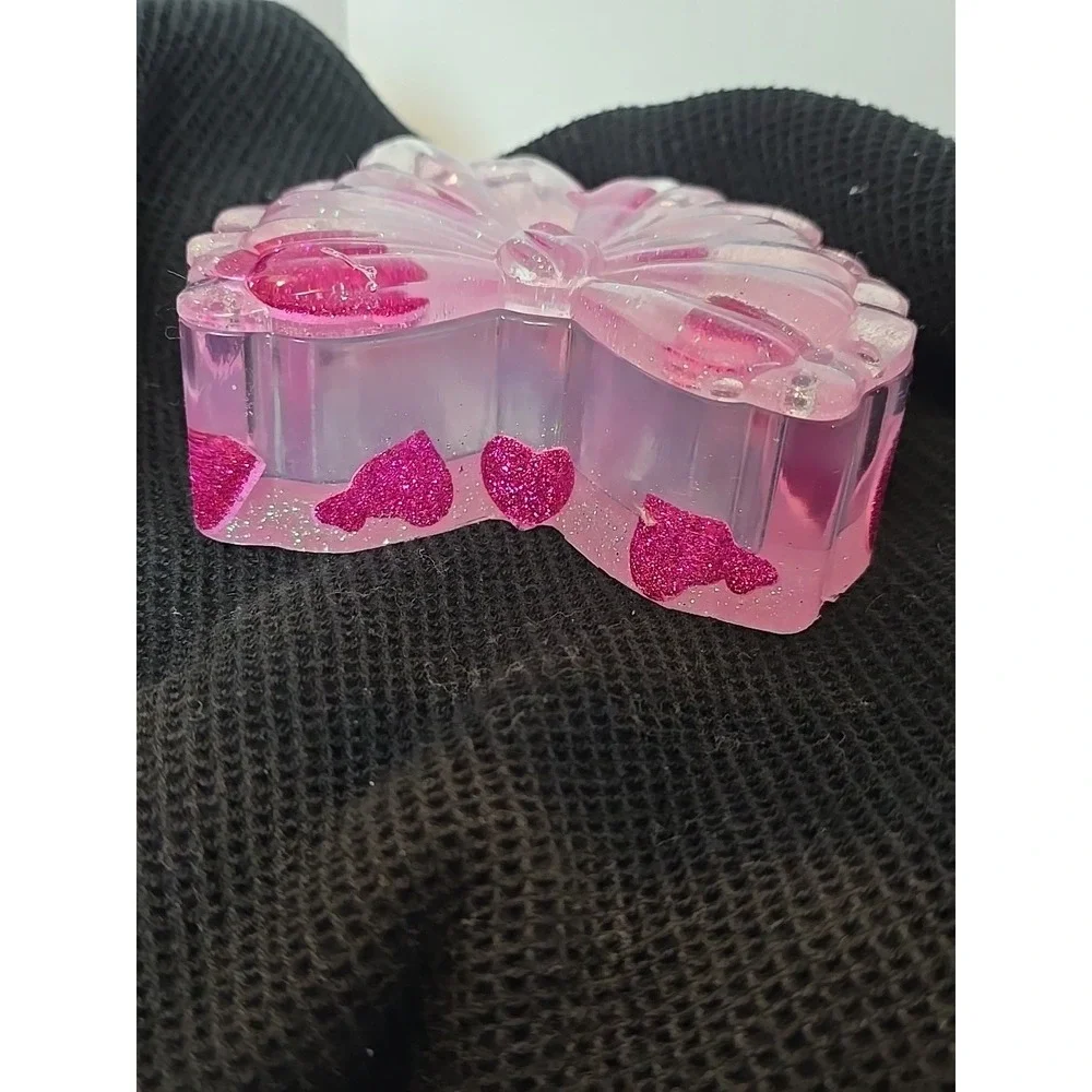 Handmade Resin Bow‎ Shaped Trinket Box With Lid Pink With Hearts. 770